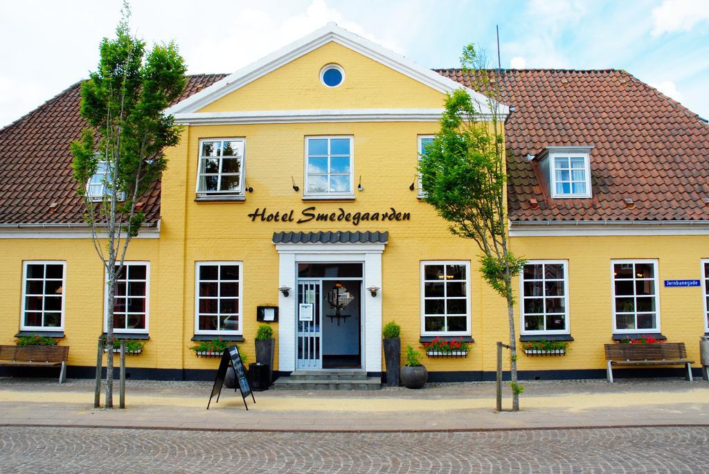 Hotel Smedegaarden Lem  ภายนอก รูปภาพ